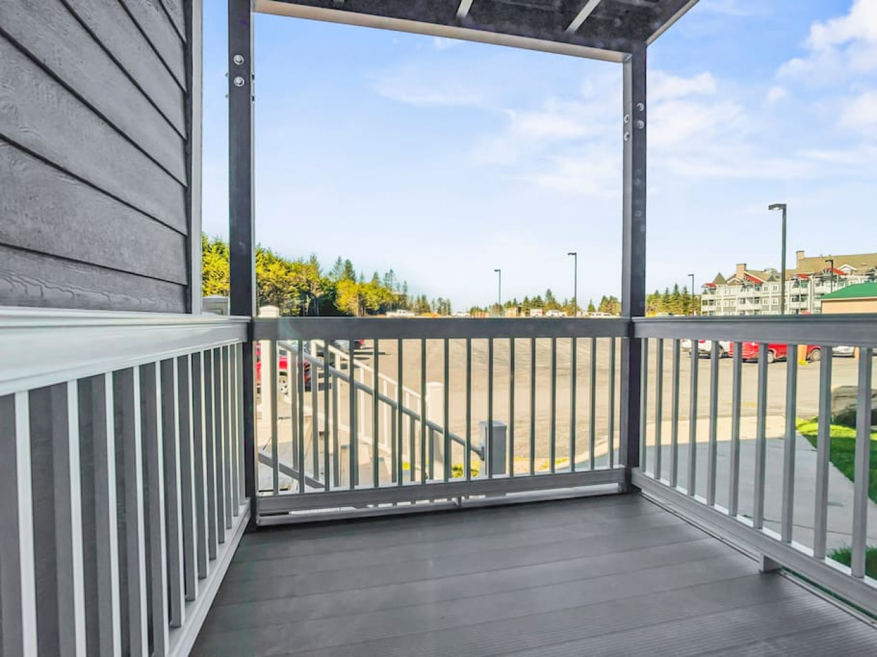 ML169 1st Floor End Unit EZ Parking No Steps WiFi Slope Side - Snowshoe