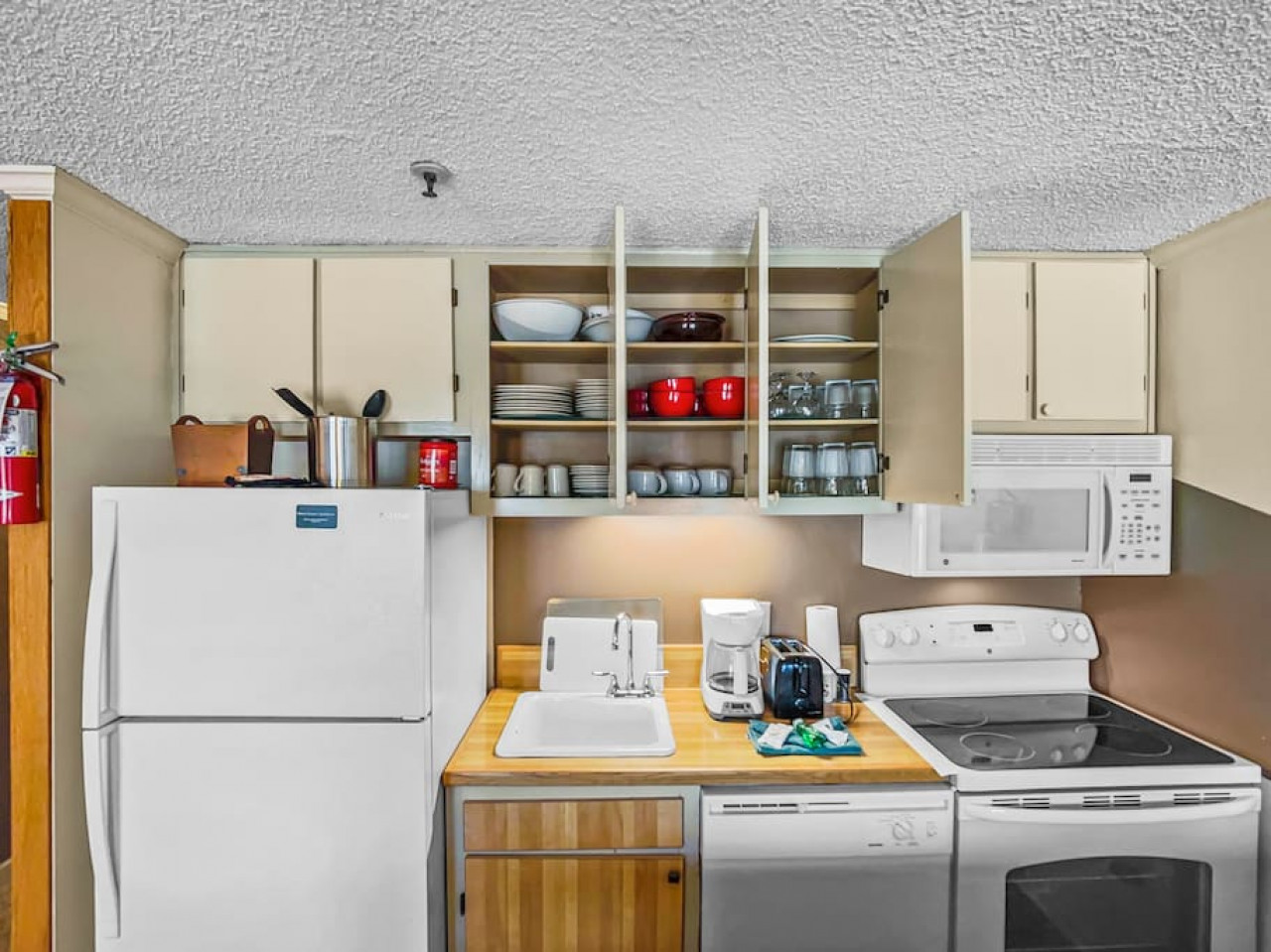 ML169 1st Floor End Unit EZ Parking No Steps WiFi Slope Side - Snowshoe