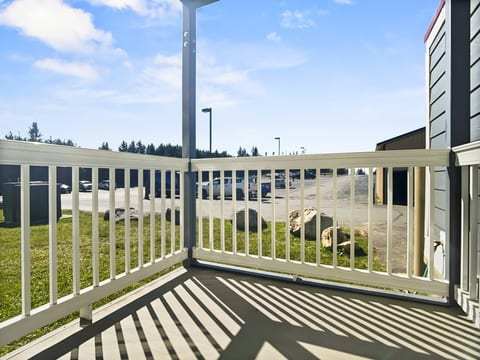 ML155 1st Floor No Elevator EZ Parking Slope Side Next to Village