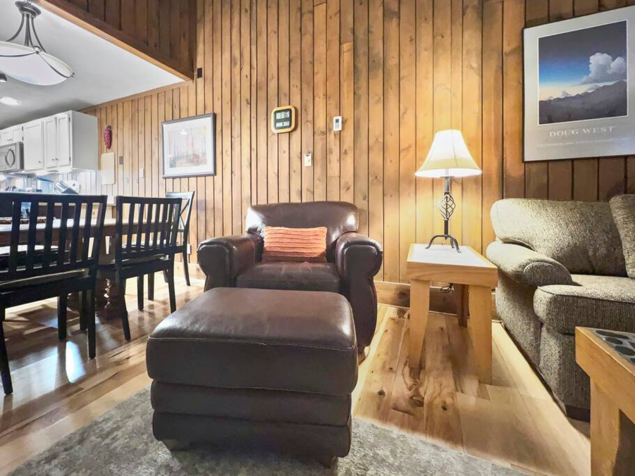 Wabasso 8 Cozy Retreat Covered Parking Sleeps 8 WiFi - Snowshoe