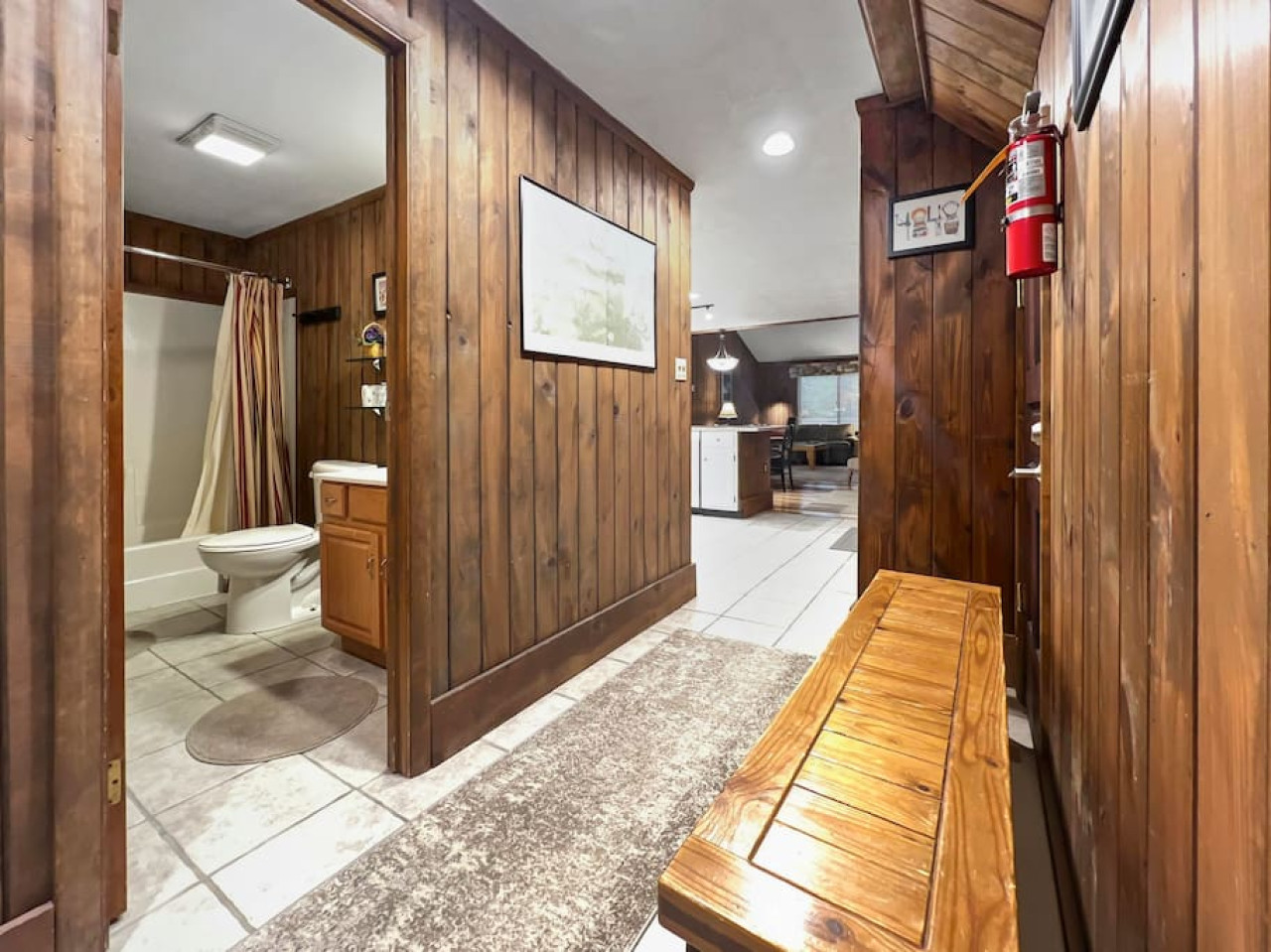 Wabasso 8 Cozy Retreat Covered Parking Sleeps 8 WiFi - Snowshoe