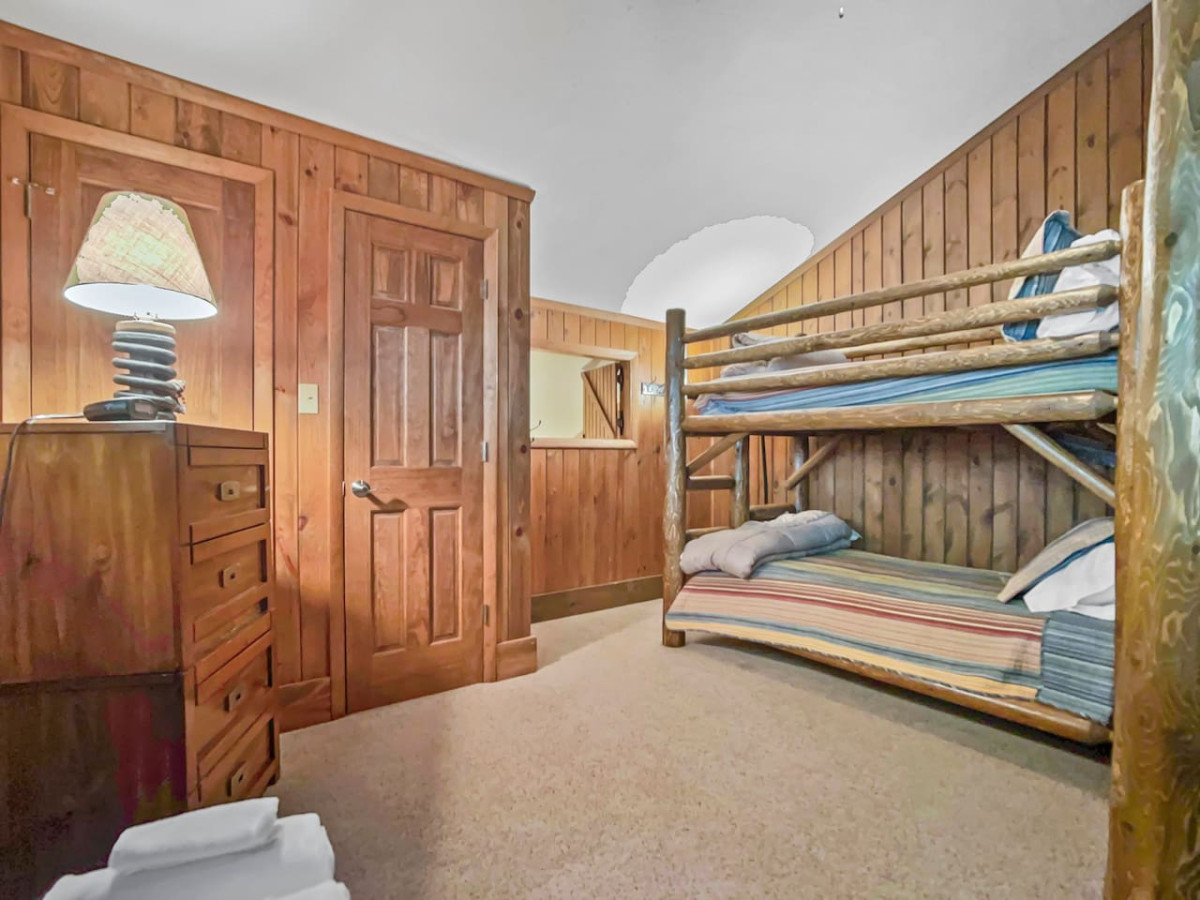 Bunk room