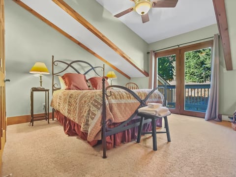 Upstairs bedroom