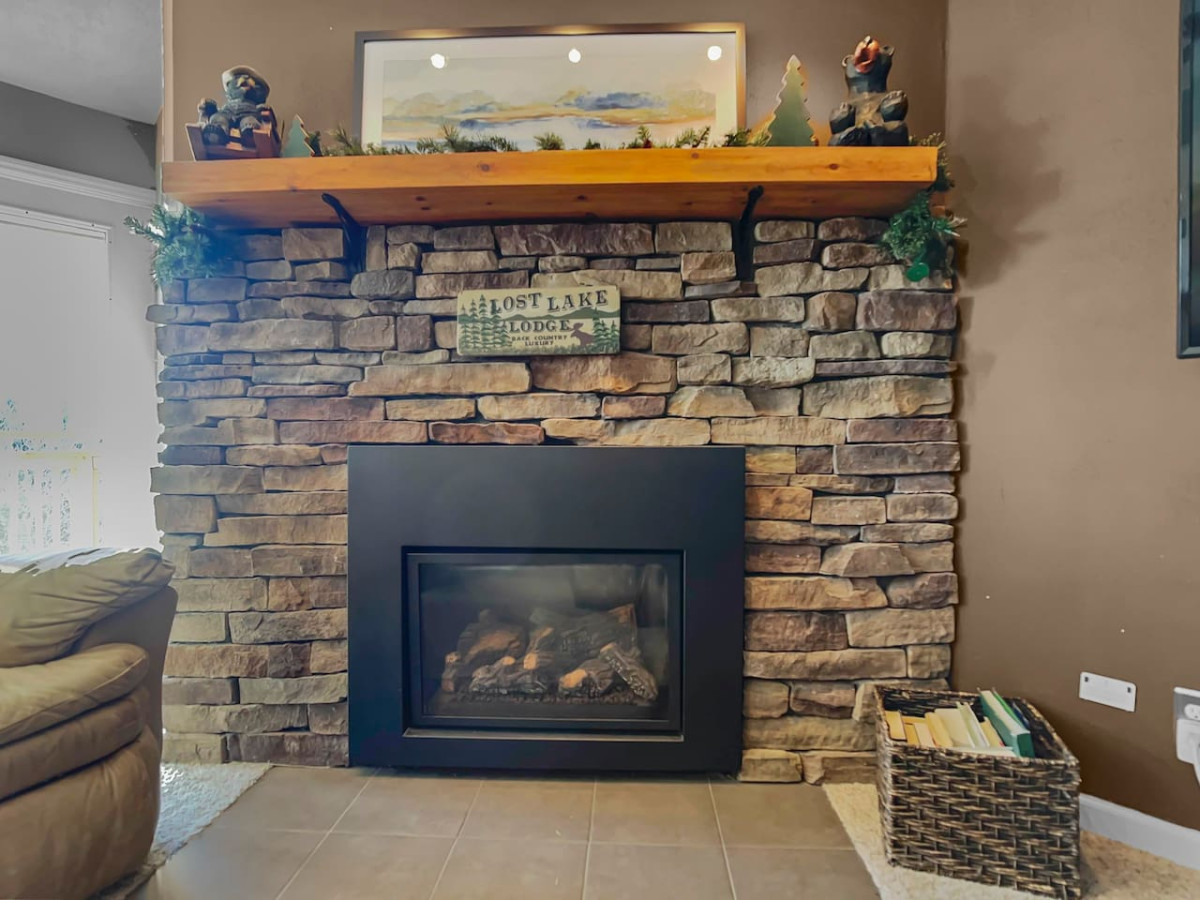 Summit 205C 3BR 2BA Across from Village WiFi Sleeps 10 Parking - Snowshoe