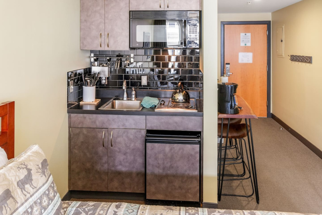 Super Cute Studio In The Village - Snowshoe