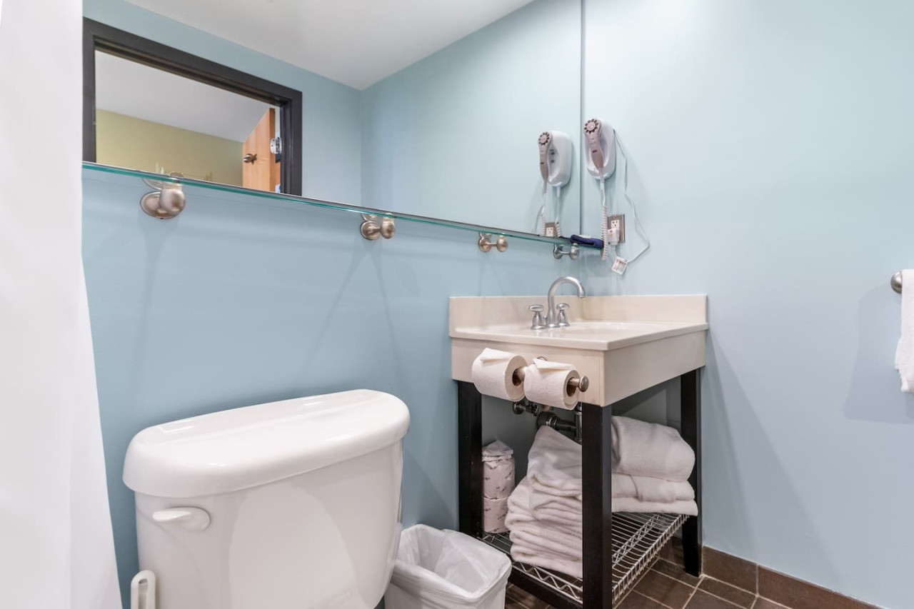 Super Cute Studio In The Village - Snowshoe