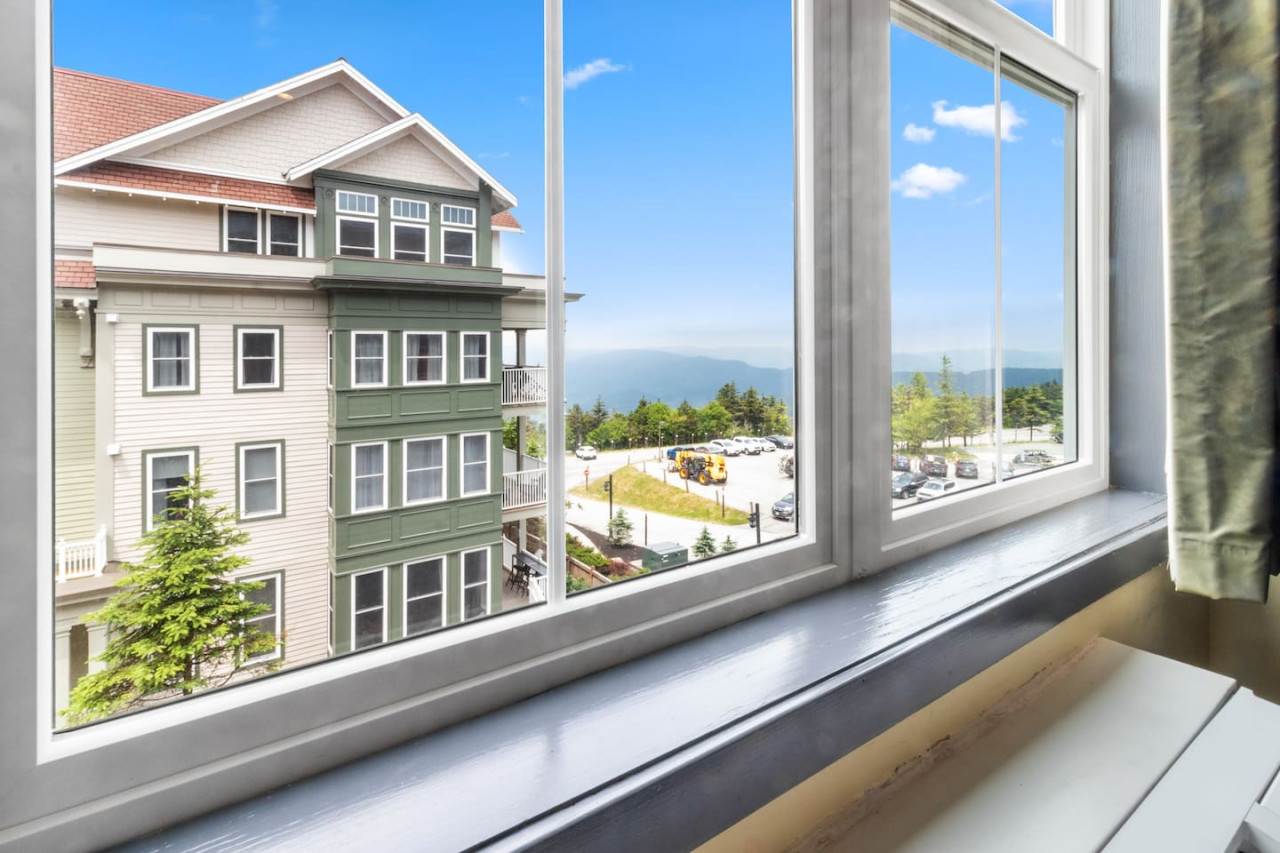 Super Cute Studio In The Village - Snowshoe