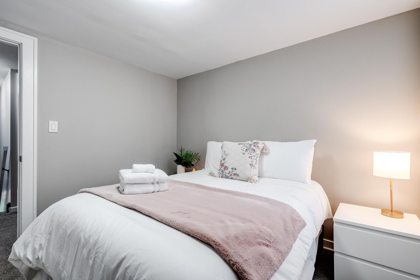 The Rose Cottage: with hot tub- Stay with Us! - Leamington The Rose Cottage: with hot tub- Stay with Us! - Leamington