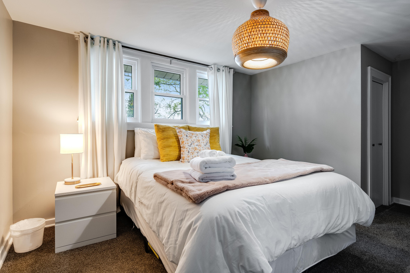 The Rose Cottage: with hot tub- Stay with Us! - Leamington The Rose Cottage: with hot tub- Stay with Us! - Leamington