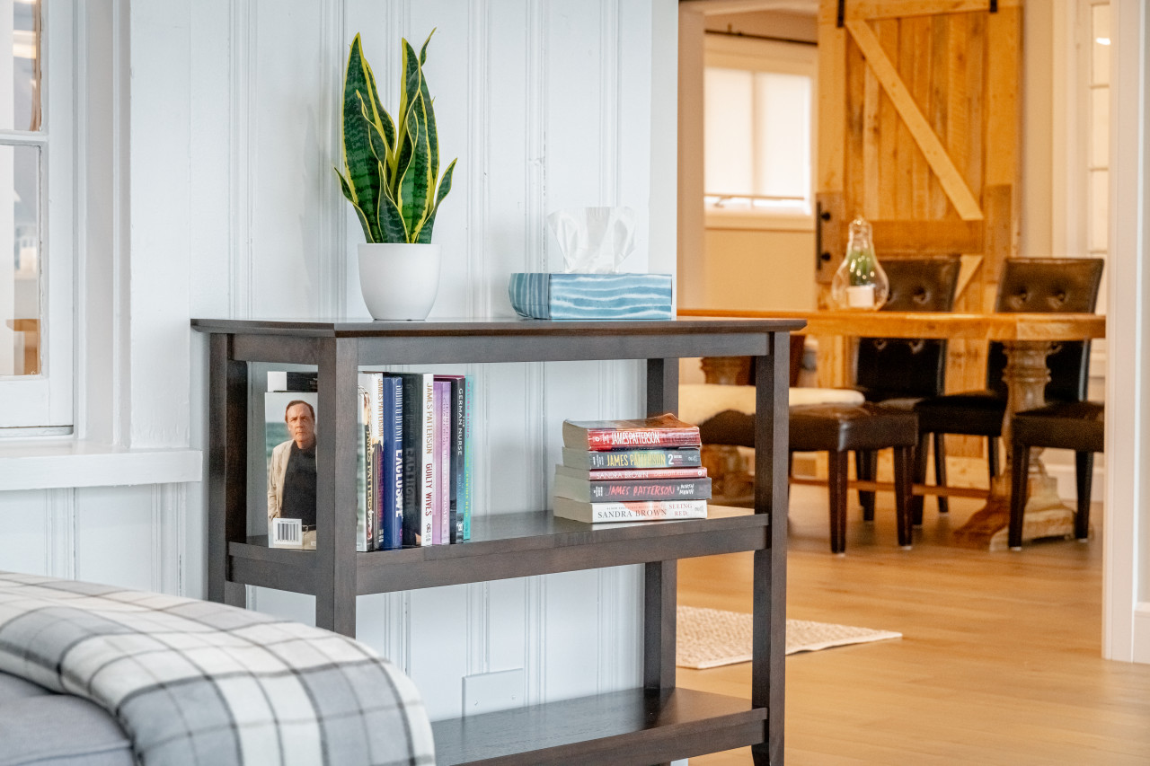 4-bed-lux-oasis-salt-water-pool-closes-nov-1/