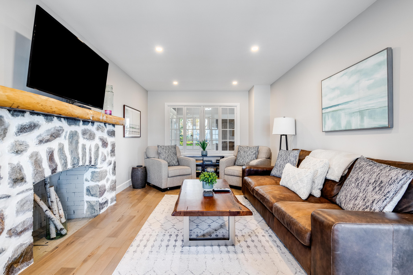 4-bed-lux-oasis-salt-water-pool-closes-nov-1/