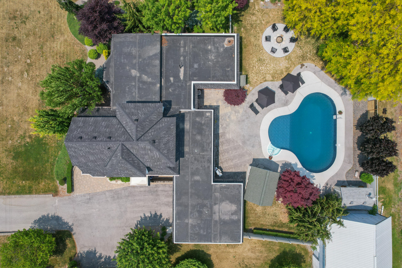 the-orchard-house-with-salt-water-pool/