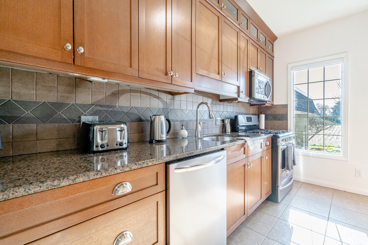 the-orchard-house-with-salt-water-pool/