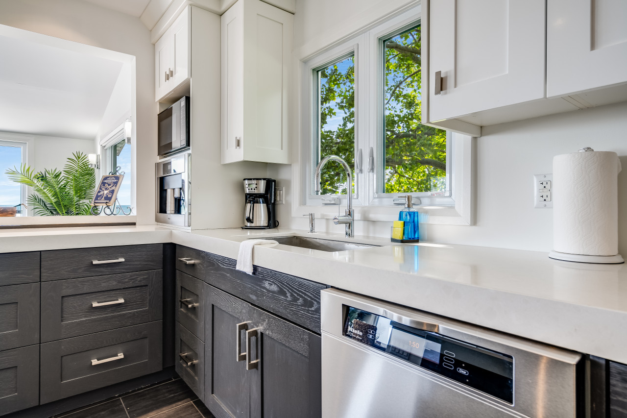 water's-edge-oasis-with-salt-water-pool/