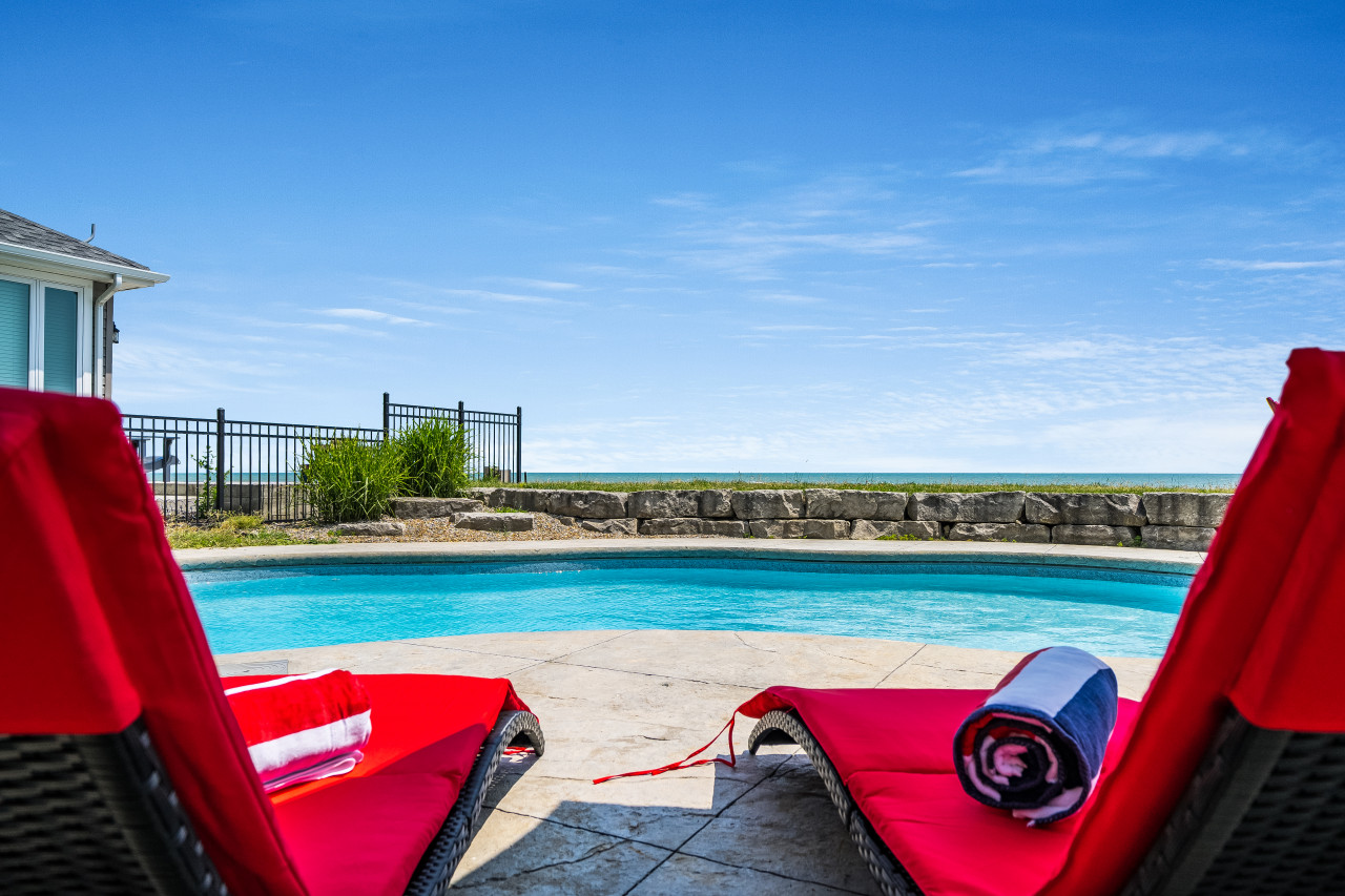 water's-edge-oasis-with-salt-water-pool/