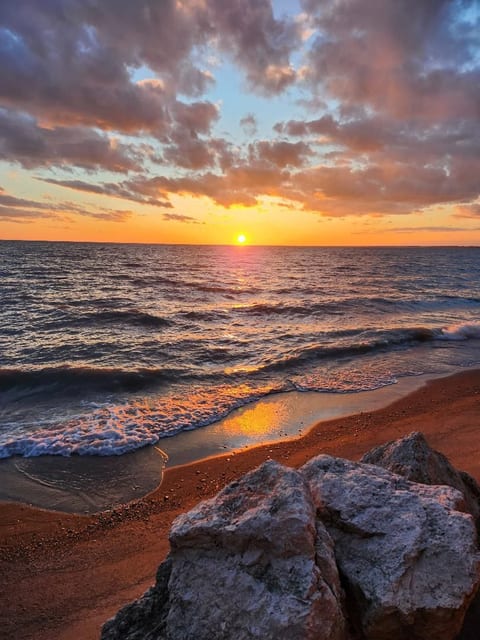 Sunset Beach Escape Lake House