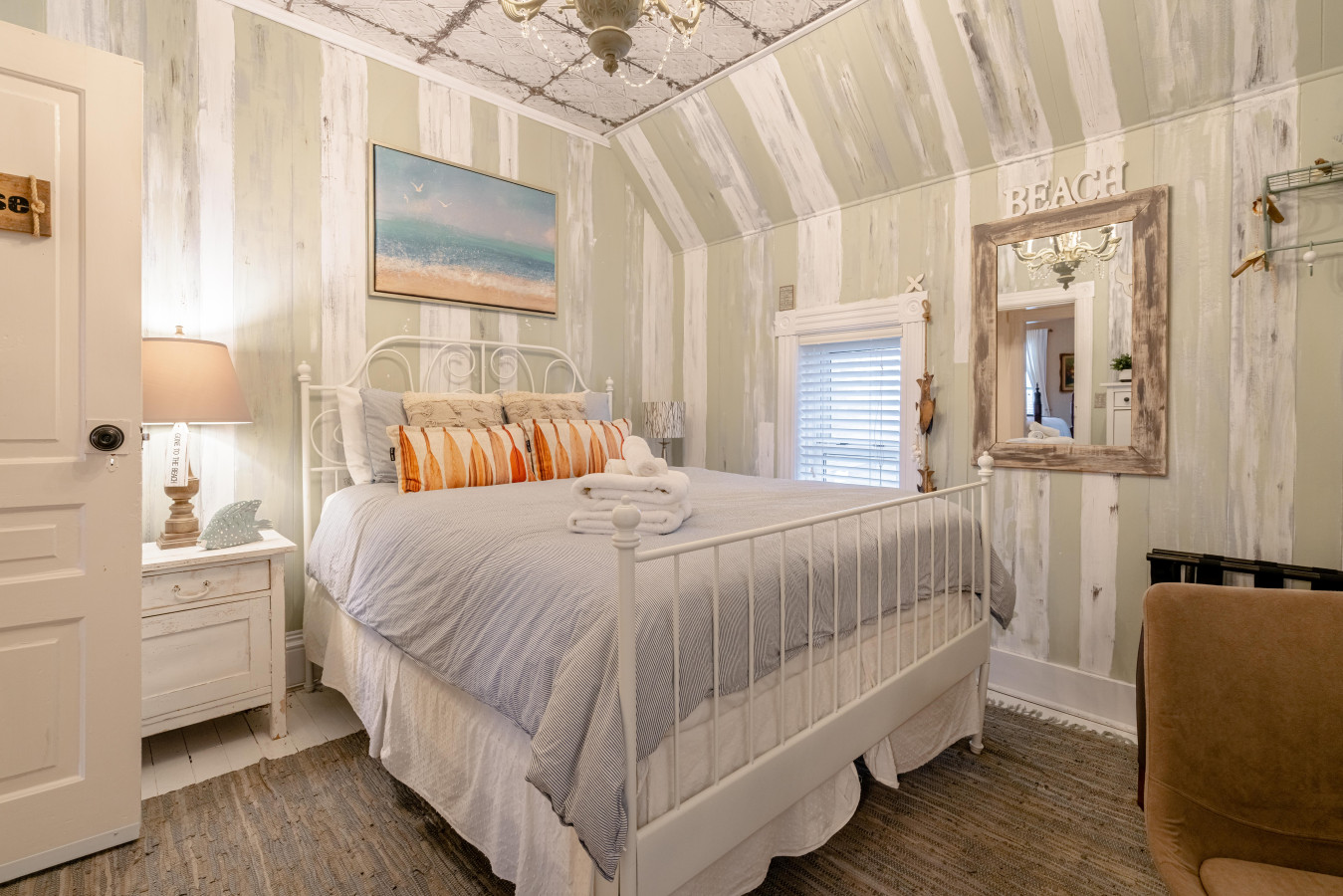 kh-the-beach-house-room!/