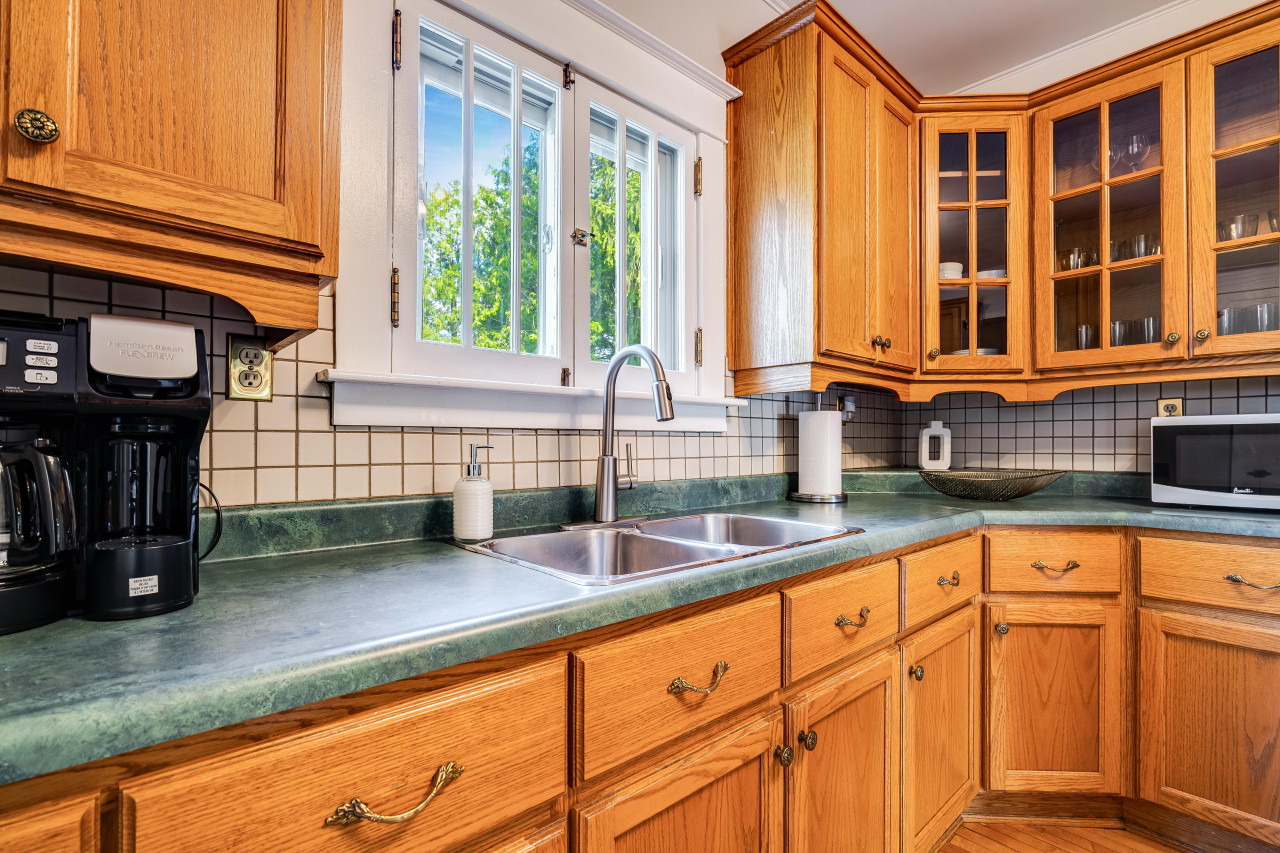 the-stone-house-farm-stay/