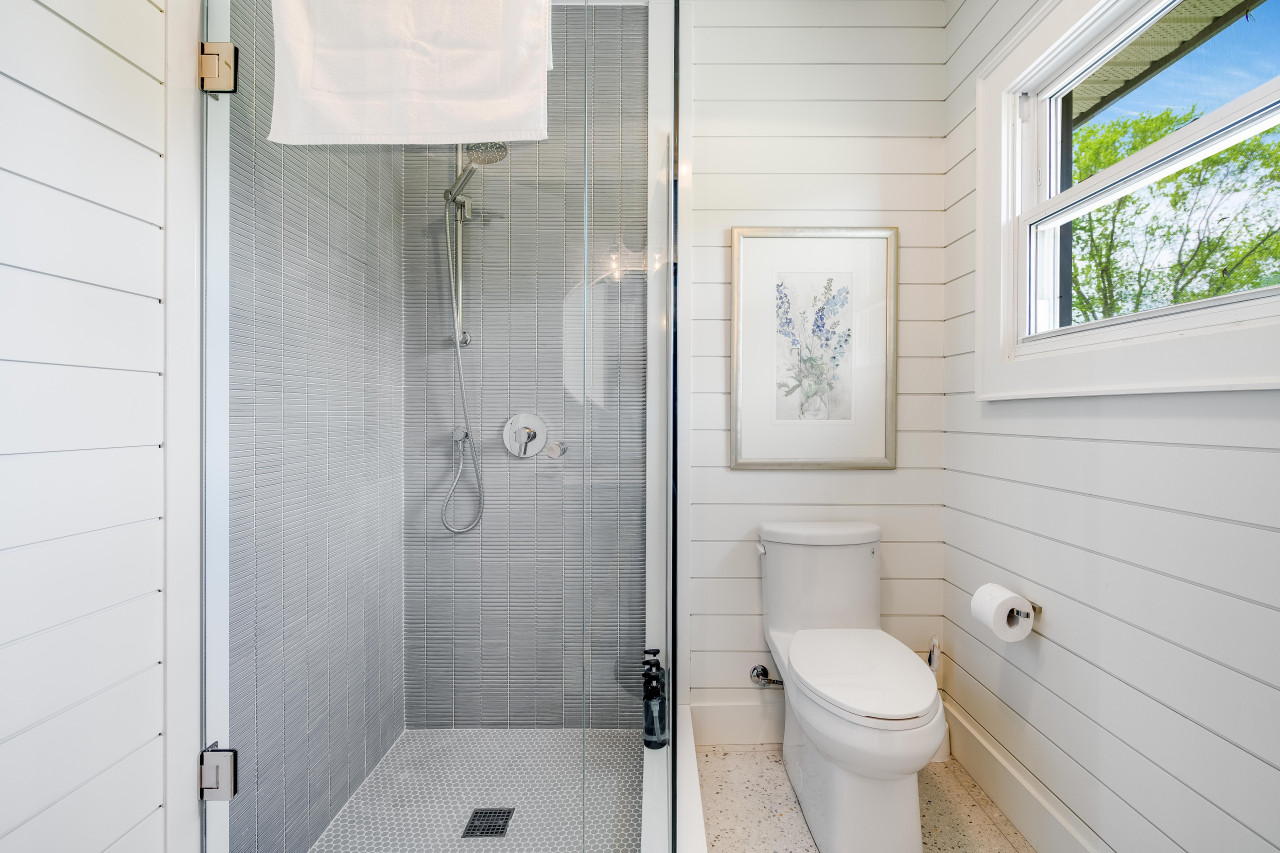 the-north-shore-beach-house-your-luxury-waterfront-retreat!/