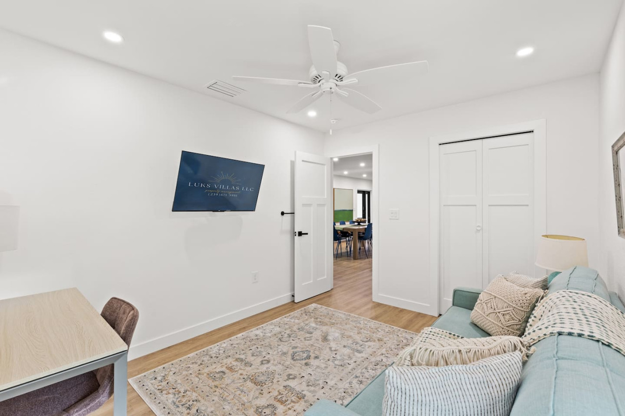 Tropical Haven in Ft. Myers w/ heated pool. - Fort Myers