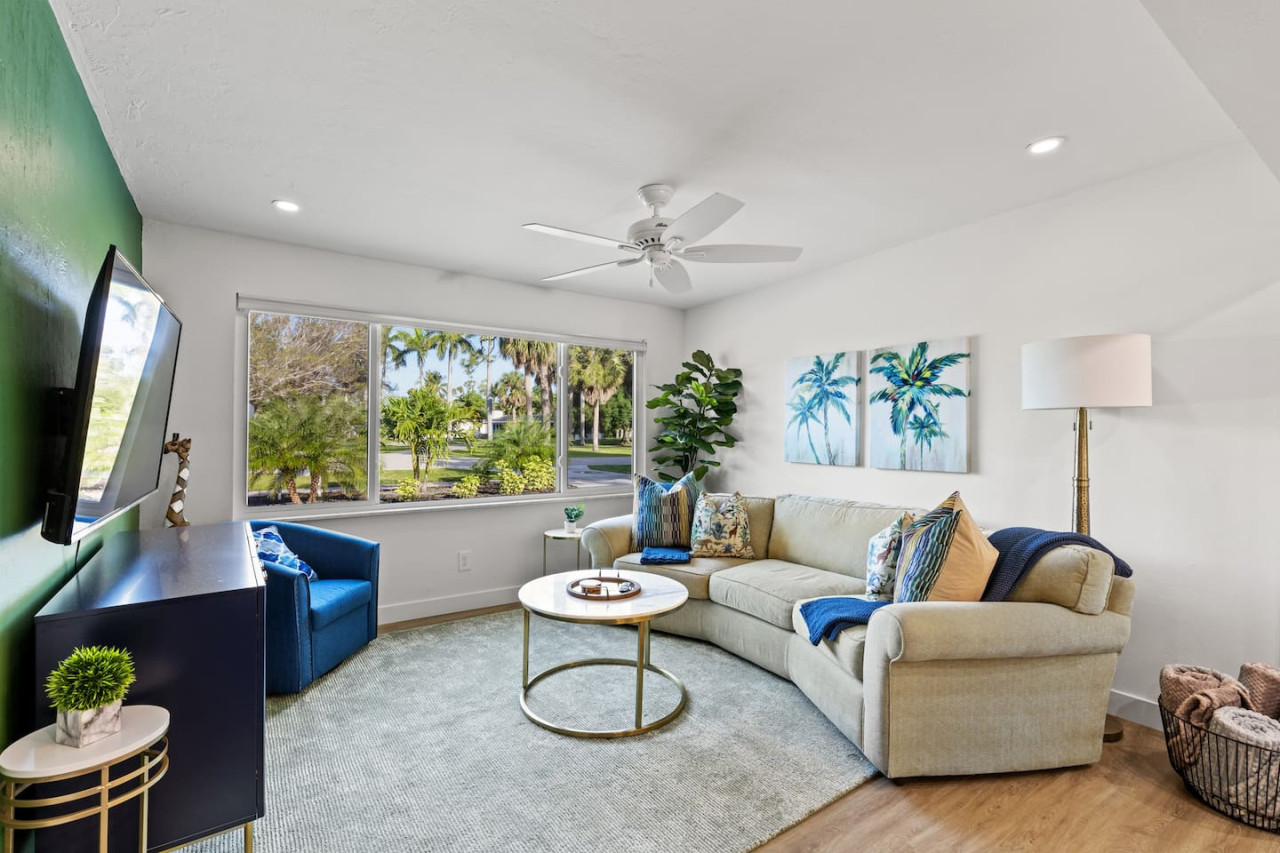 Tropical Haven in Ft. Myers w/ heated pool. - Fort Myers