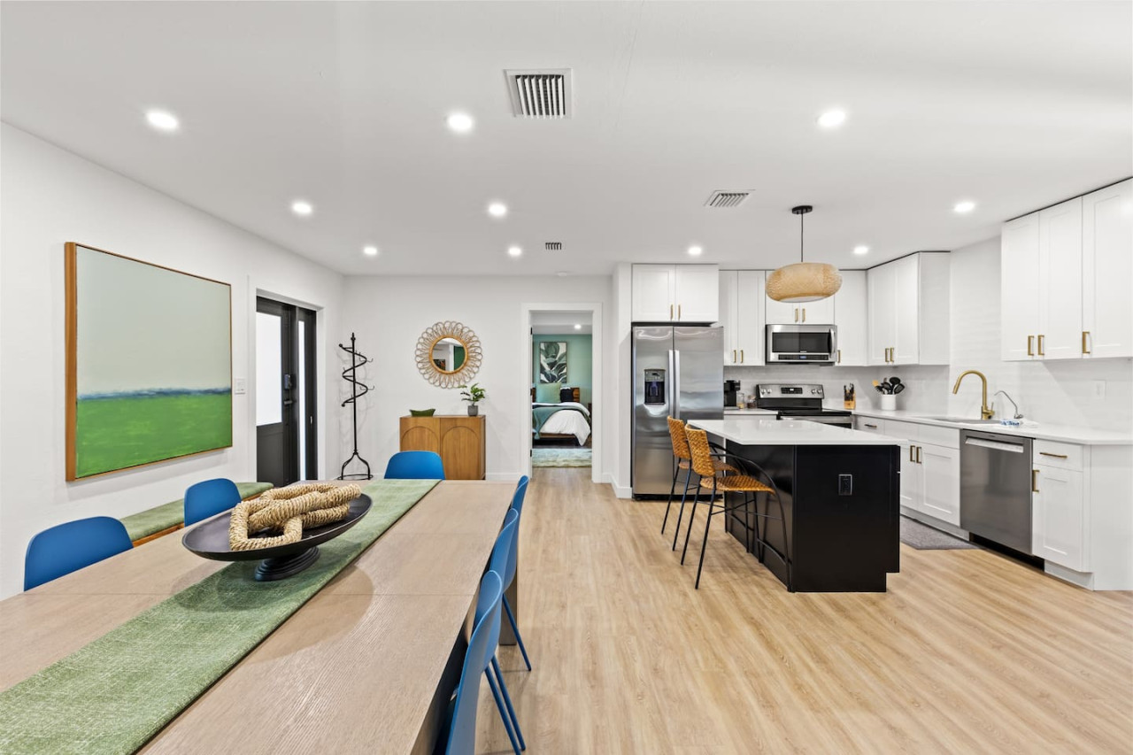 tropical-haven-in-ft.-myers-w-heated-pool./