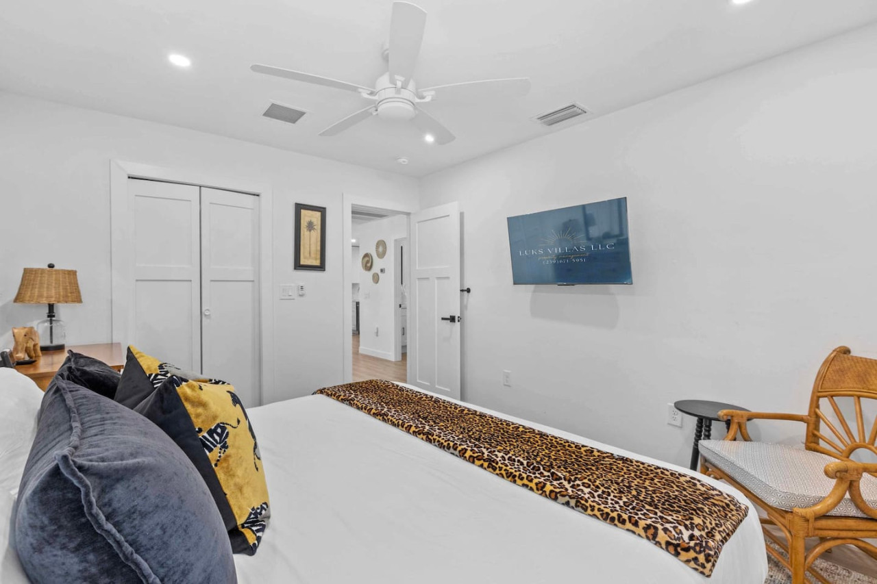 Tropical Haven in Ft. Myers w/ heated pool. - Fort Myers