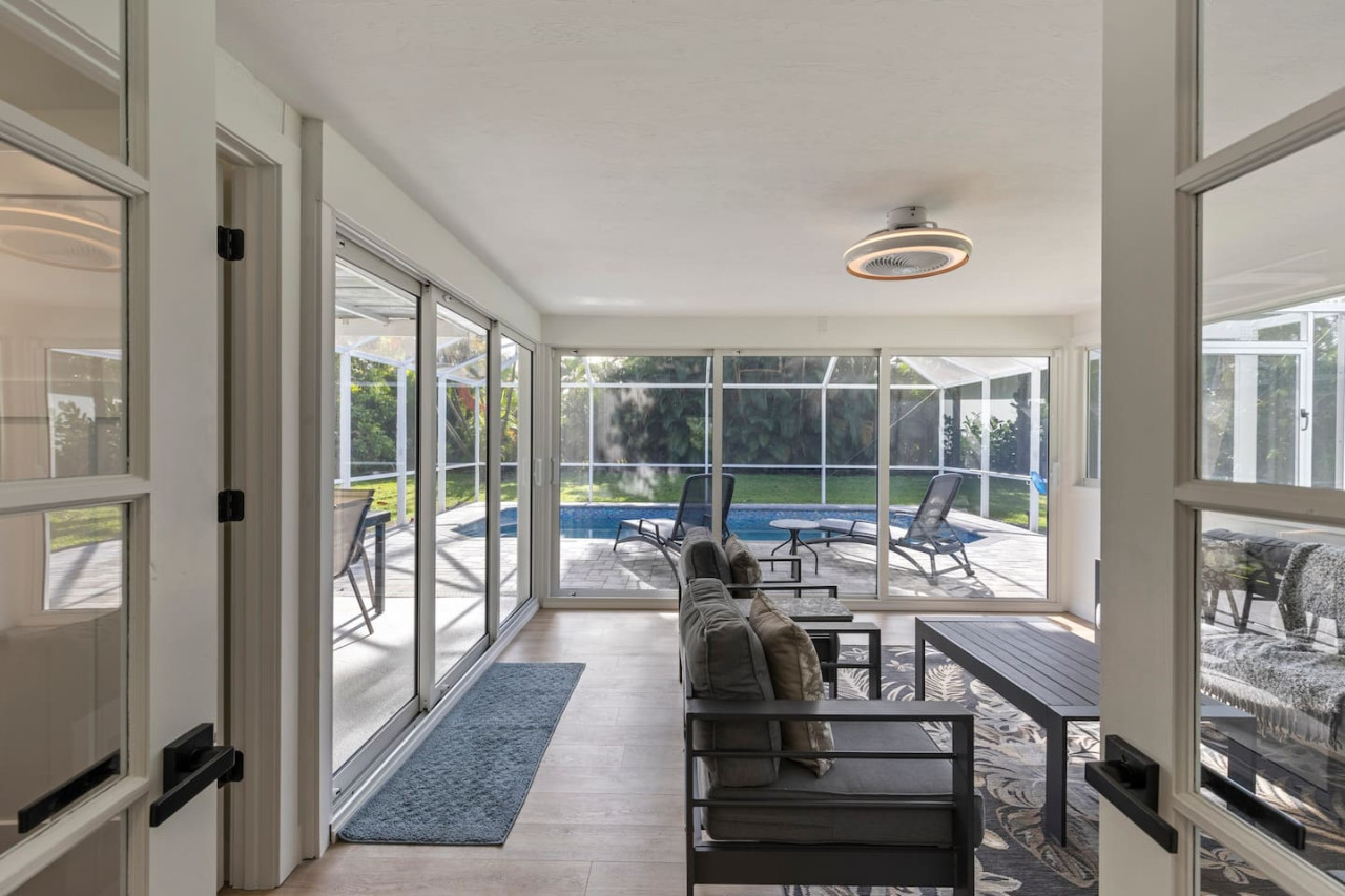 Tropical Haven in Ft. Myers w/ heated pool. - Fort Myers