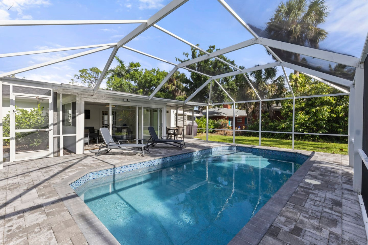 Tropical Haven in Ft. Myers w/ heated pool. - Fort Myers