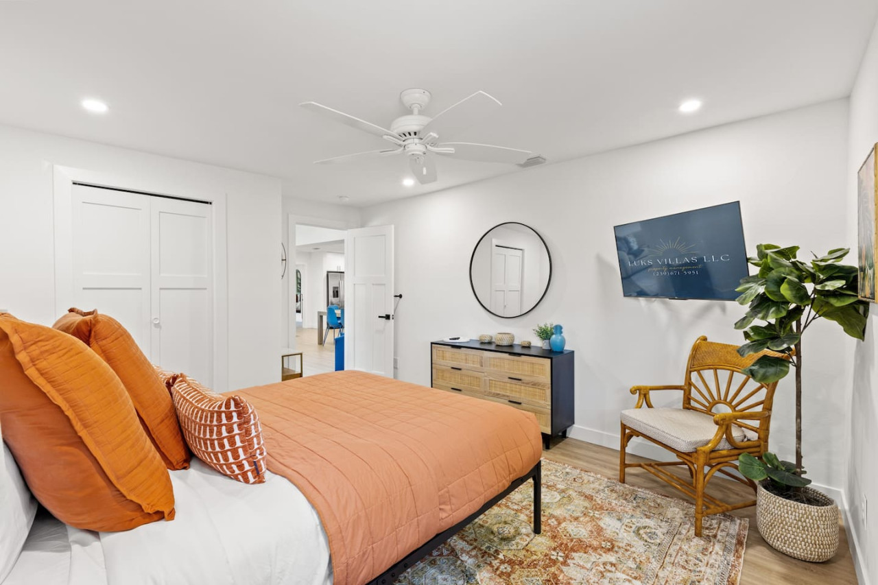 Tropical Haven in Ft. Myers w/ heated pool. - Fort Myers