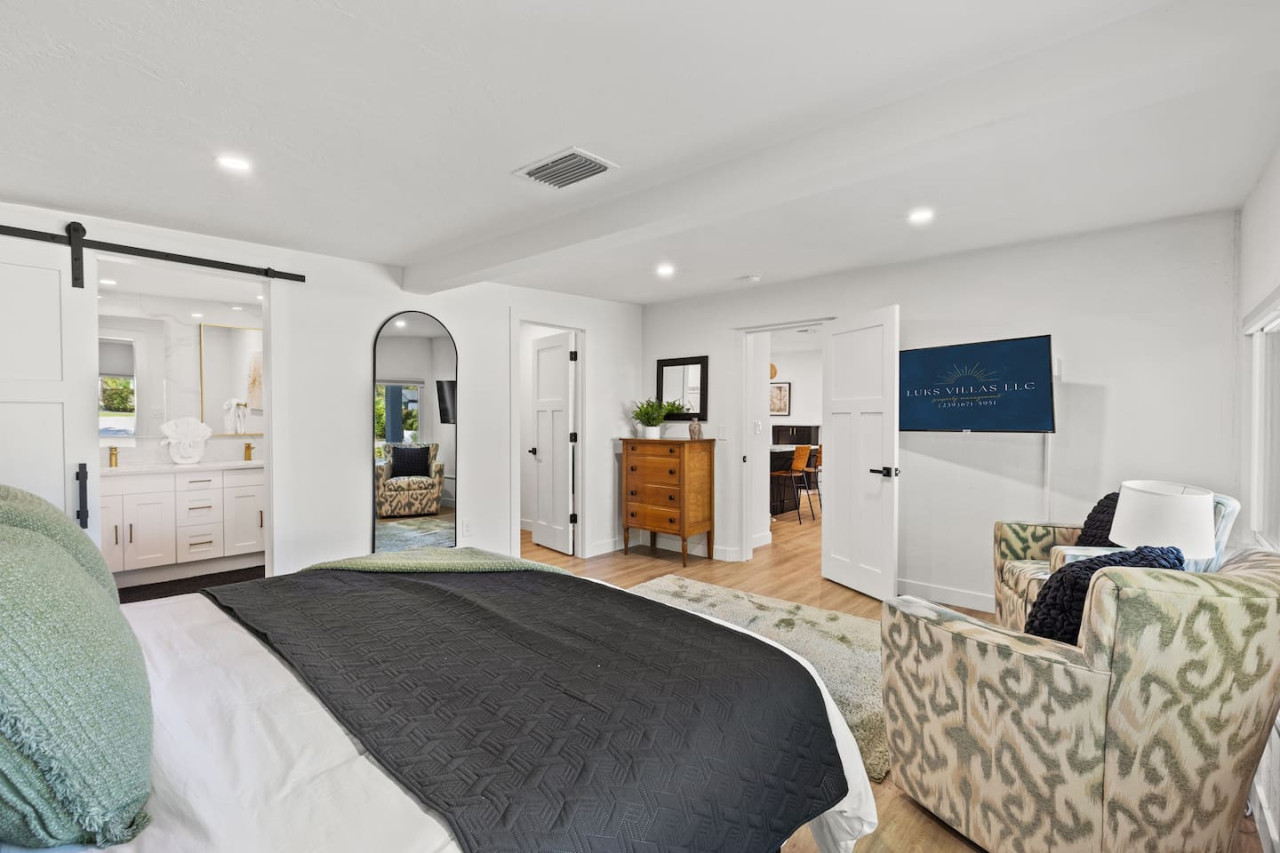 Tropical Haven in Ft. Myers w/ heated pool. - Fort Myers