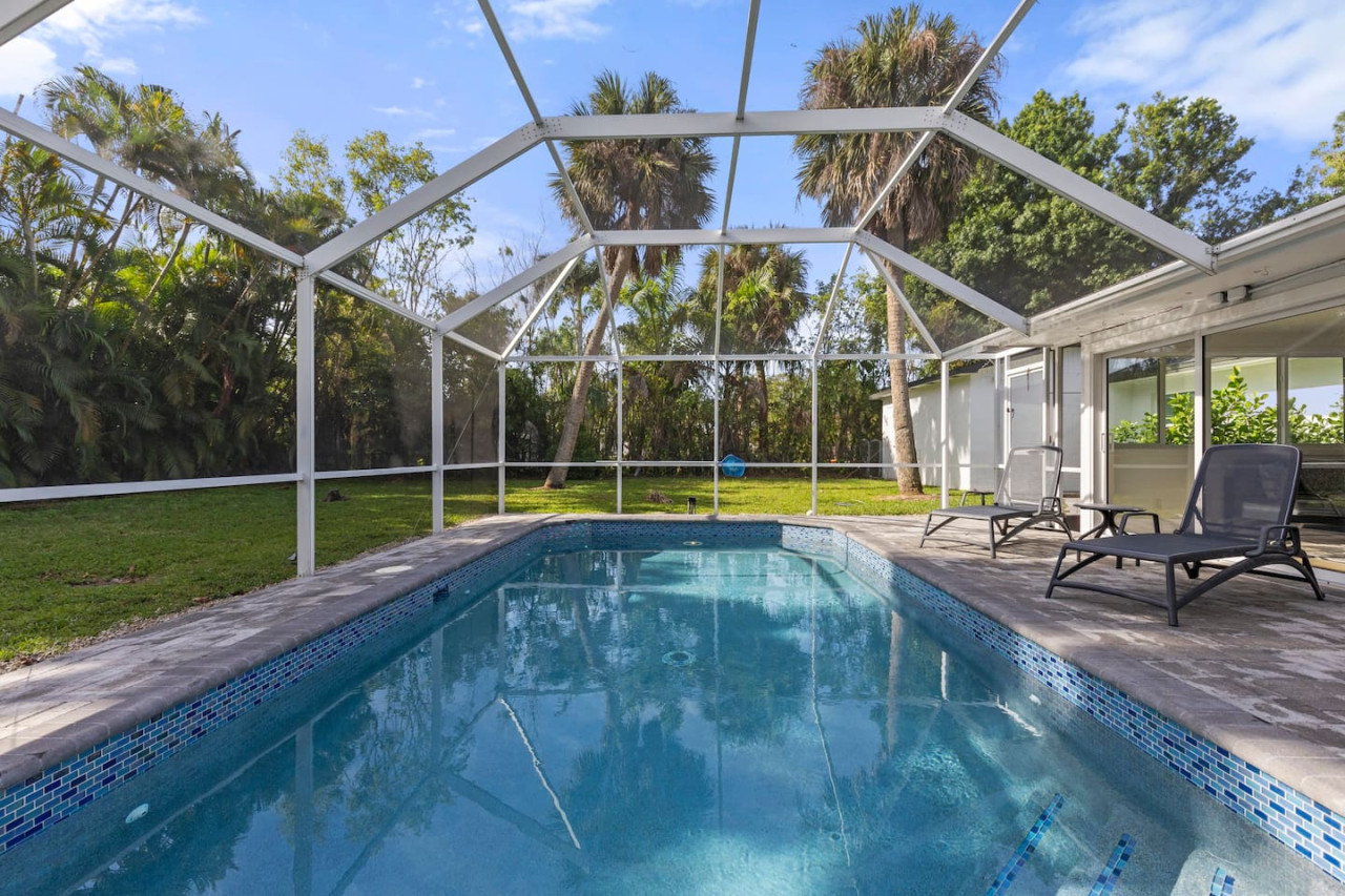Tropical Haven in Ft. Myers w/ heated pool. - Fort Myers