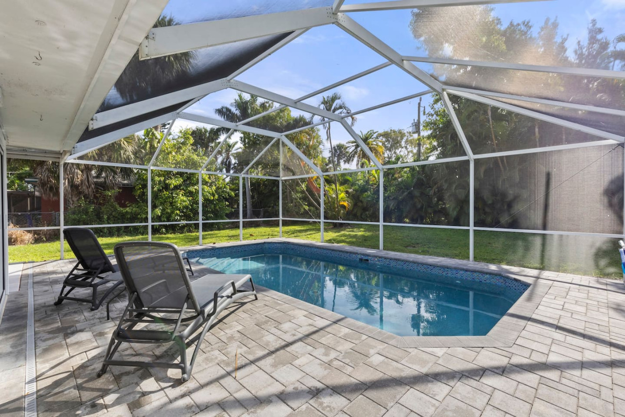 Tropical Haven in Ft. Myers w/ heated pool. - Fort Myers