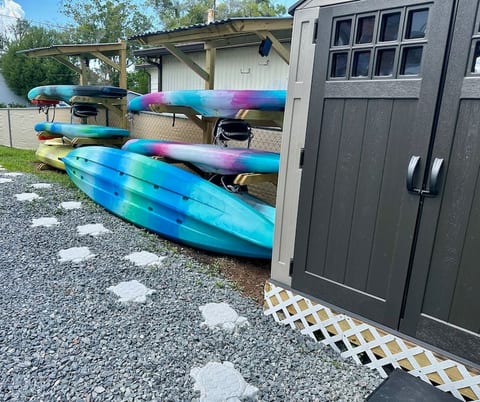 Little Spring Retreat king bed Home Cinema Kayaks