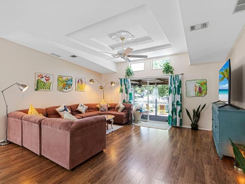 Original art work by local artist created just for this tropical space.