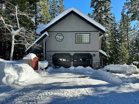 Tahoe Vista Home with Spa close to Northstar & Lake