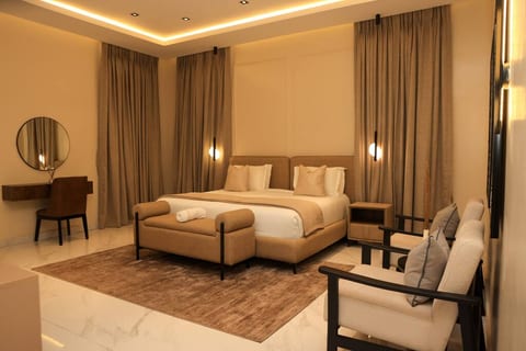 Luxury 2BR Penthouse | Ikoyi | Lagos | Fast Wi-fi