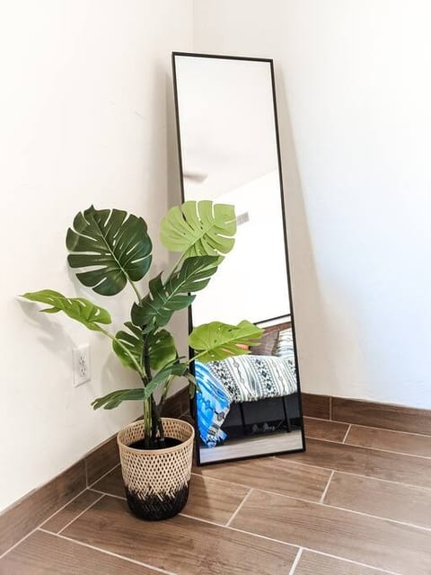 Saguaro Vista: Modern 4BR/3BA, Minutes to U of A