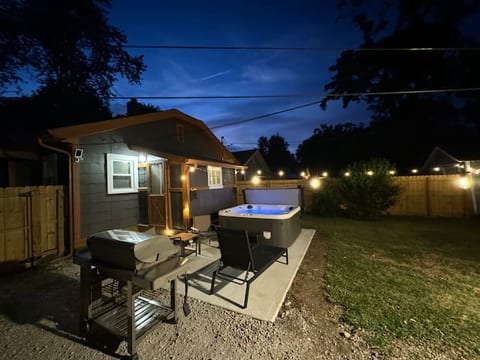 SoBroboho Hideaway