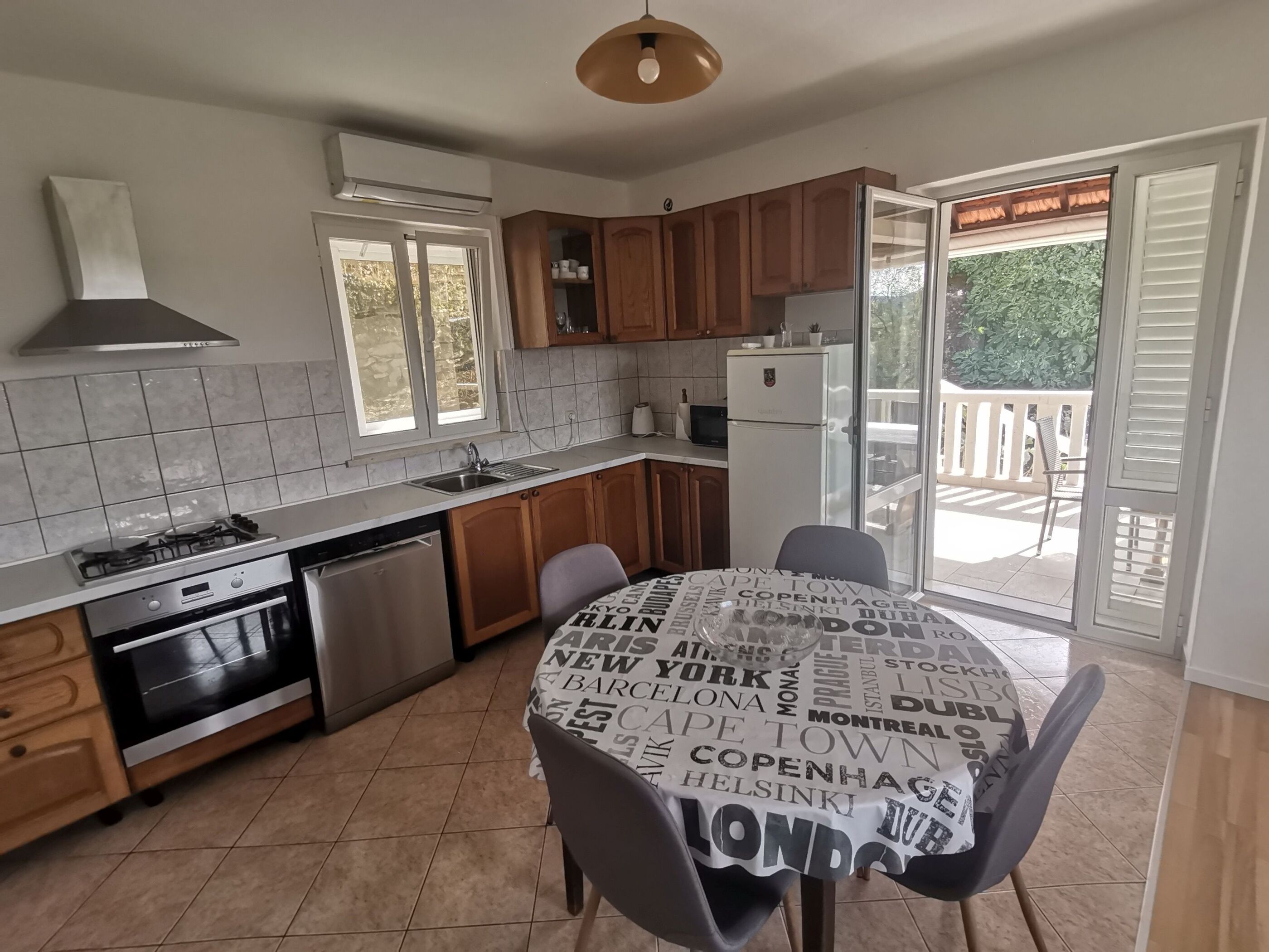 House Ule 2 - Unit 376024-13