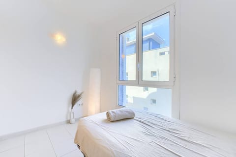 Pool&Beach Apartment by VM Group