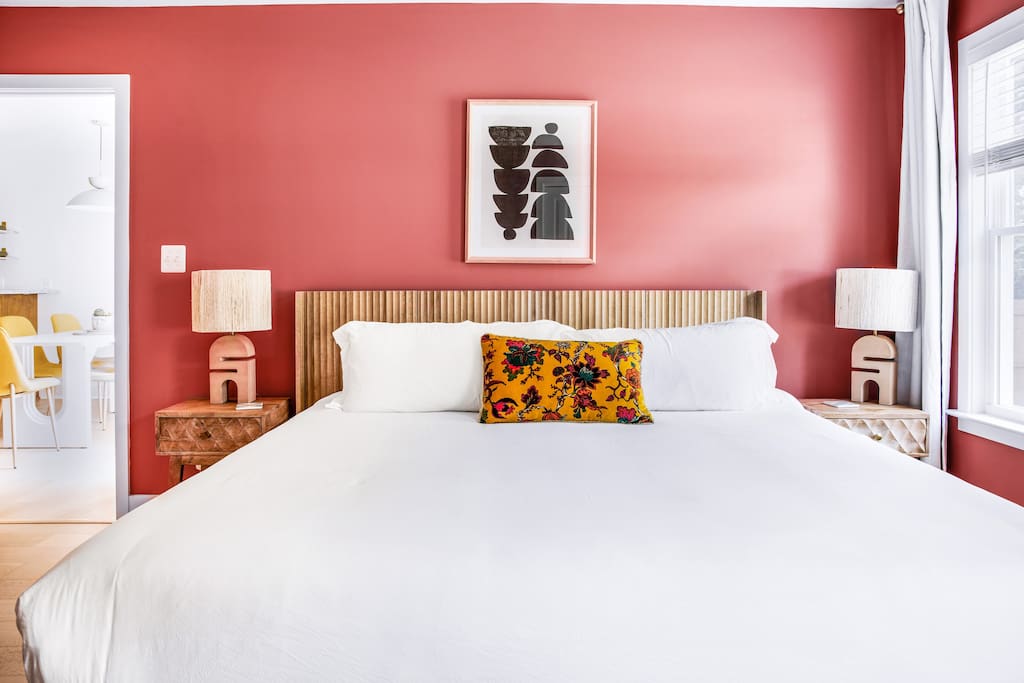 Master Bedroom | King Bed