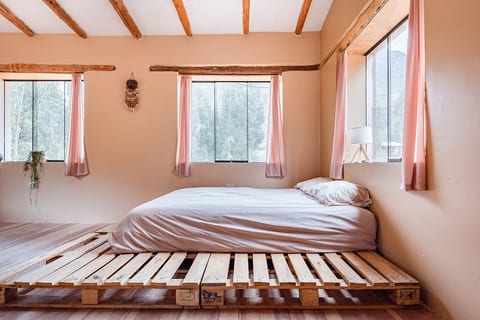 Bright & spacious 3 bed w/ everything you need