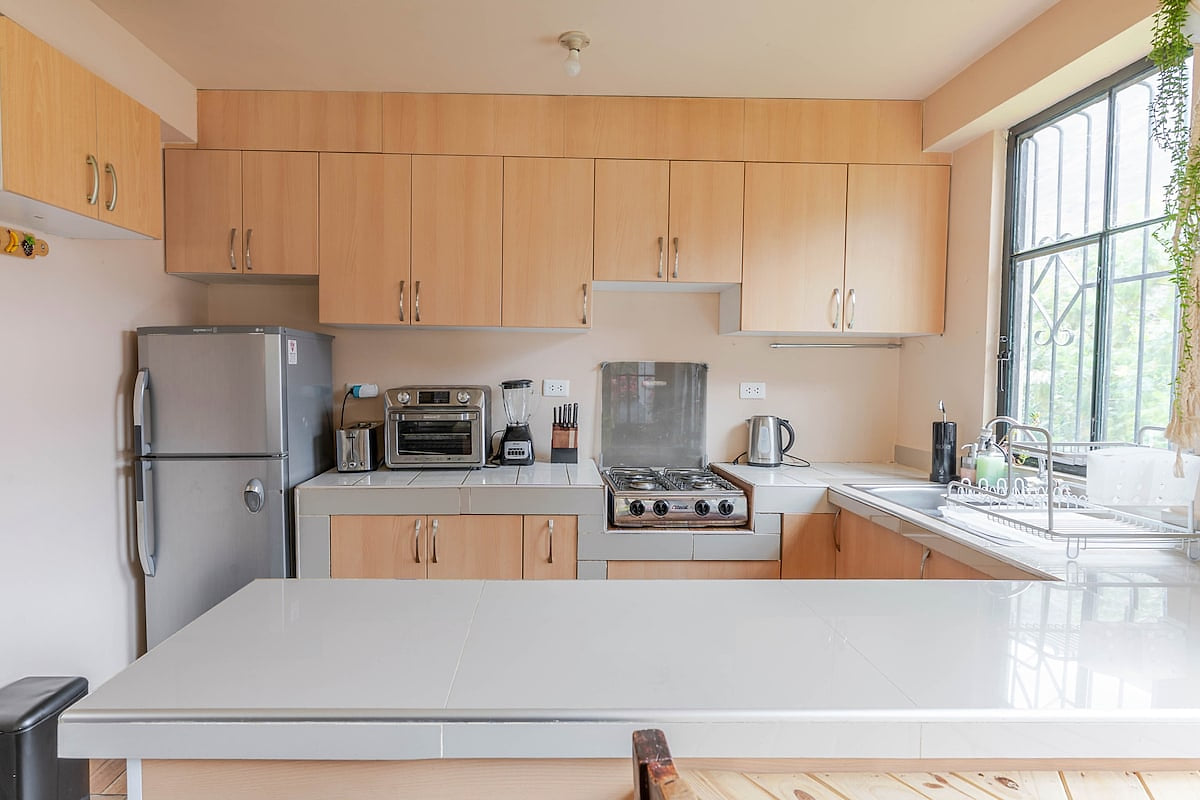 Bright Riverside 3BR Home *Garden *5 min to Pisac image 4 Beautiful bright house w/ gated garden & balcony