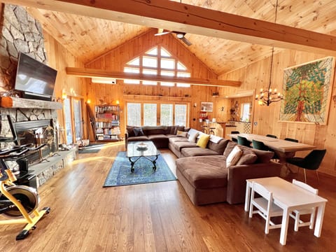 Stratton Chalet 5 minute drive to Bromley 10 to Stratton