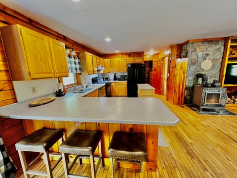 Drop Point Cabin