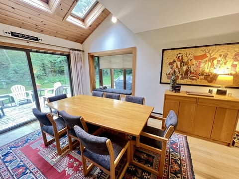 Stratton Hollow House