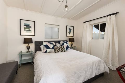 Bedroom 3 - King-sized bed