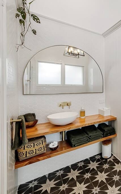 Bright sparkling bathroom