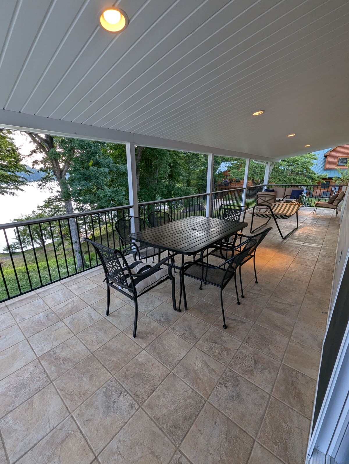 Lakefront sunsets~large dock~Kayaks&SUP~Game Room 